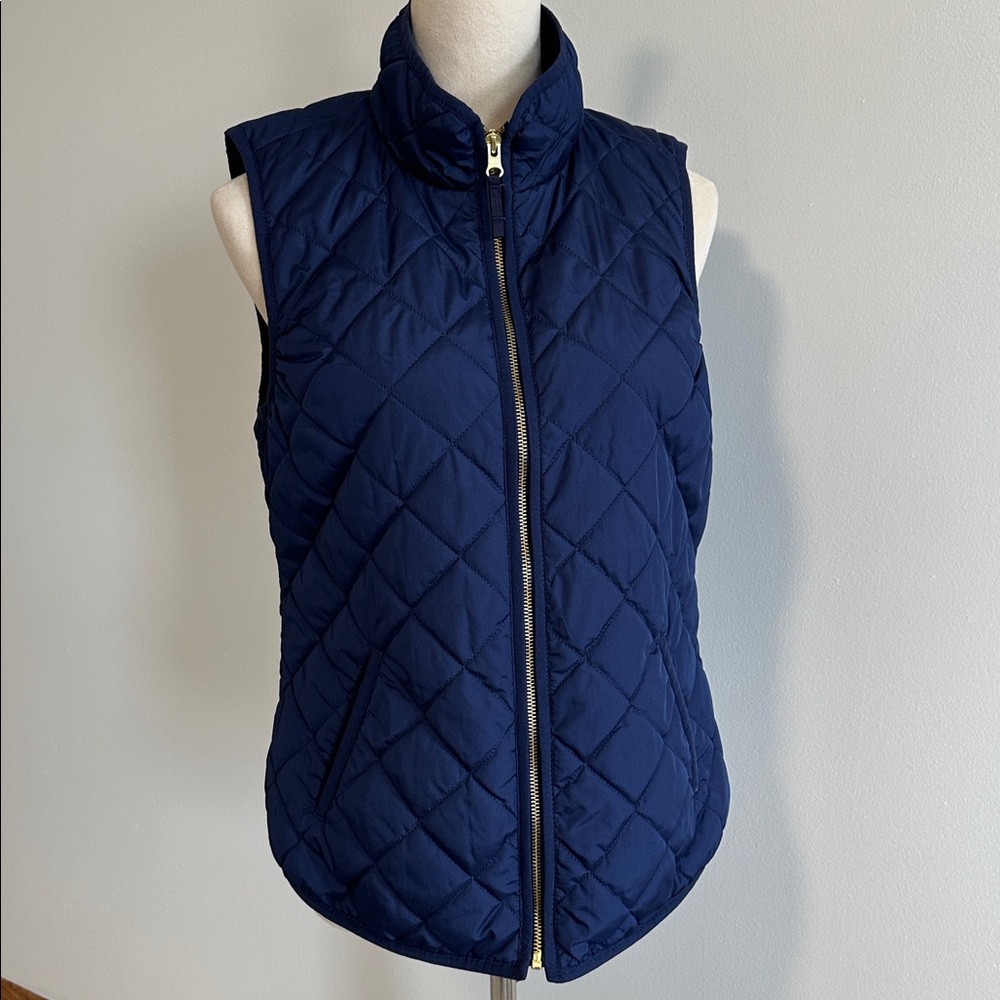 Old Navy quilted puffer vest navy blue gold front zipper front pockets